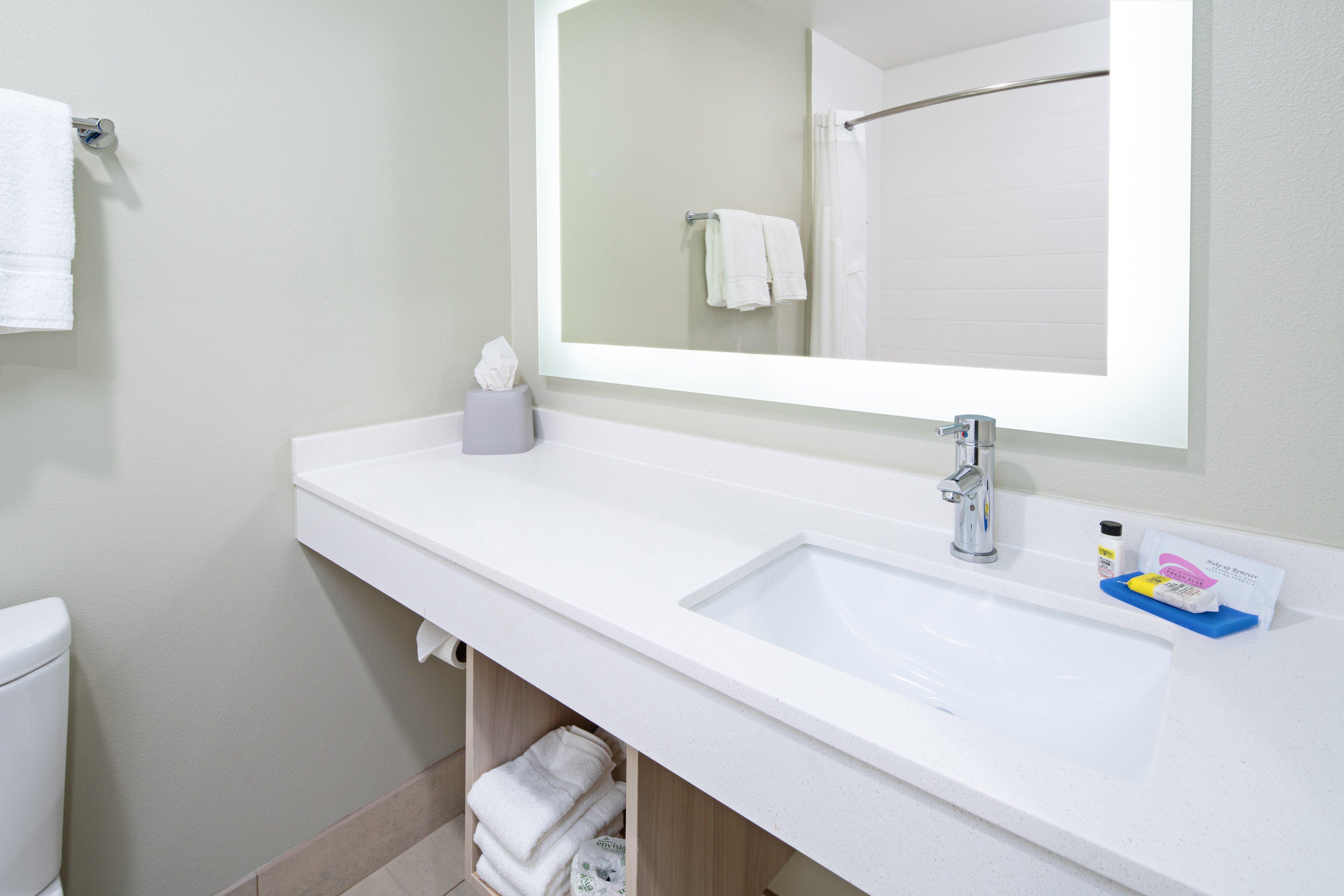 Holiday Inn Express & Suites Watsonville By Ihg Екстериор снимка