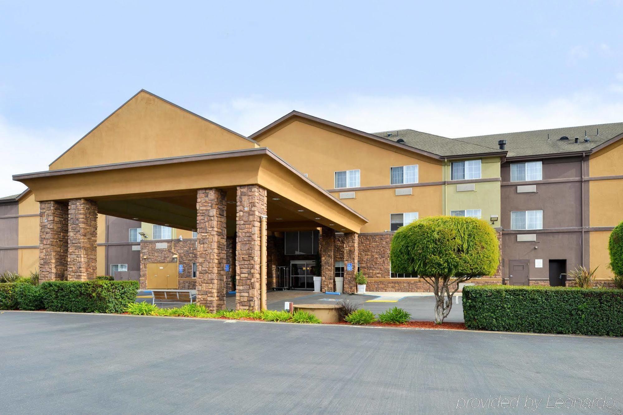 Holiday Inn Express & Suites Watsonville By Ihg Екстериор снимка