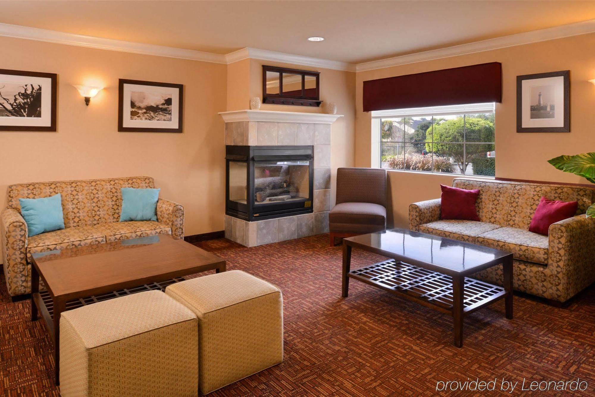 Holiday Inn Express & Suites Watsonville By Ihg Екстериор снимка