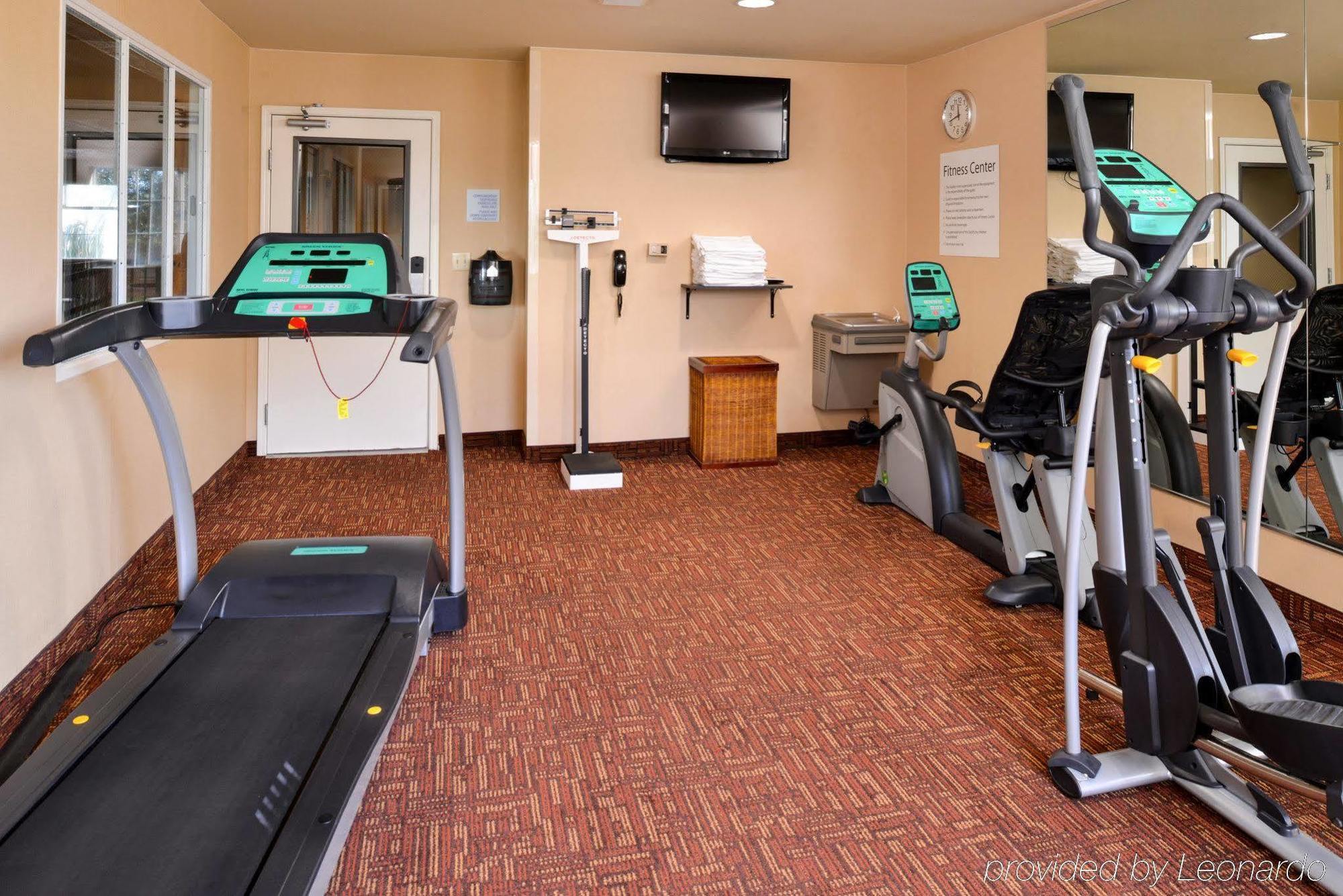 Holiday Inn Express & Suites Watsonville By Ihg Екстериор снимка